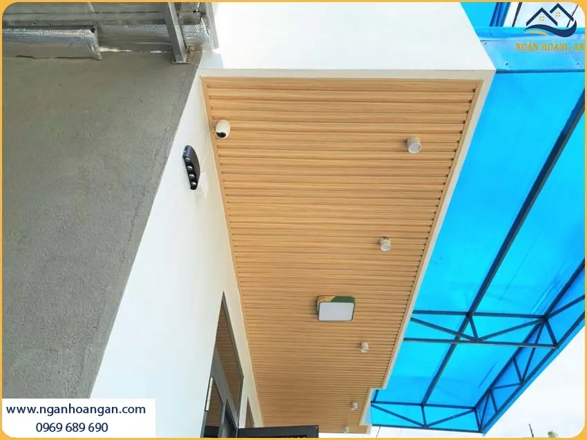 Ốp Trần Tấm Lam 3 Sóng Thấp Kosmos 3S200X15-001 Có Độ Bền Cao Ốp Trần Tấm Lam 3 Sóng Thấp Kosmos 3S200X15-001 Có Độ Bền Cao