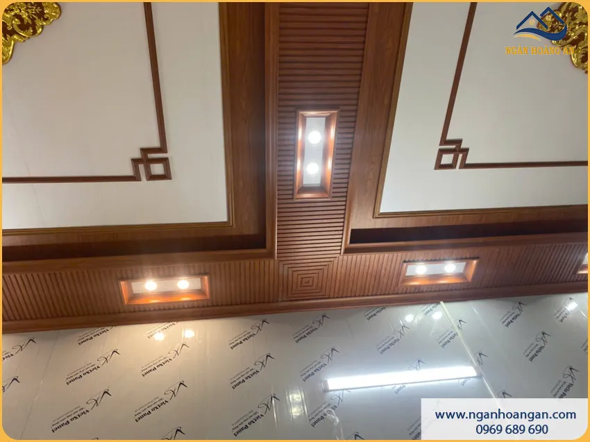 Ốp Trần Nano Lam Sóng Giúp Che Khuyết Điểm Trần
