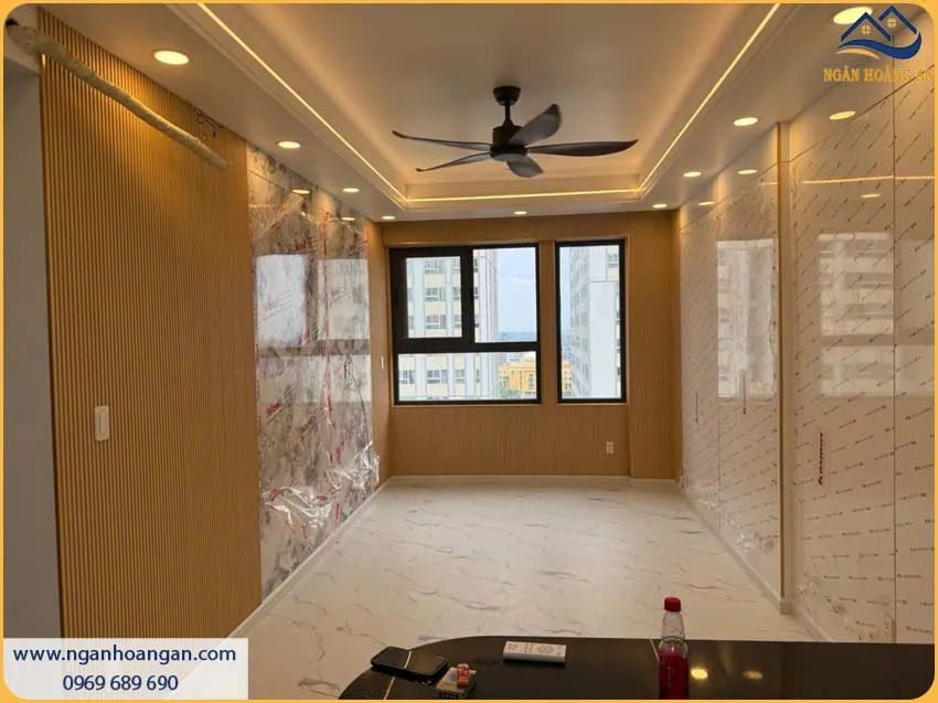 Căn Hộ Thi Công Ốp Tường Tấm Than Tre - Lam Sóng Giá Thành Hợp Lý, Bền, Đẹp