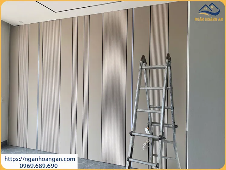 Ốp Tường Lam Sóng Than Tre Kosmos Tại Phường Xóm Chiếu TPHCM