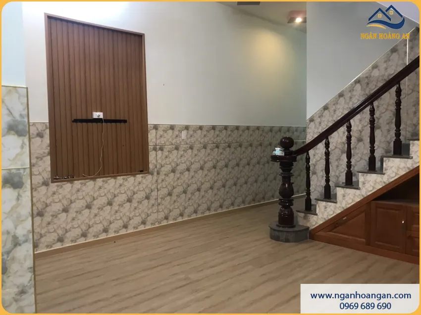 Ốp Tường Lamri Bằng PVC Giả Đá Cho Phòng Khách Chống Cong Vênh