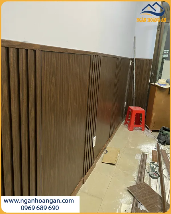 Ốp Tường Lamri Cho Hành Lang Giúp Che Khuyết Điểm Tường Ốp Tường Lamri Cho Hành Lang Giúp Che Khuyết Điểm Tường