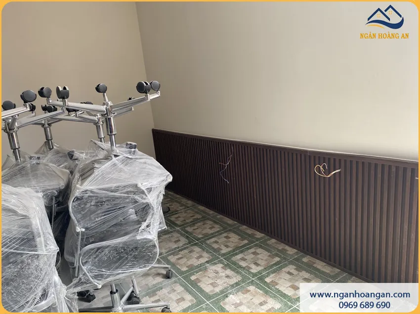 Ốp Tường Lamri Lam Sóng Cho Nhà Ở Sang Trọng