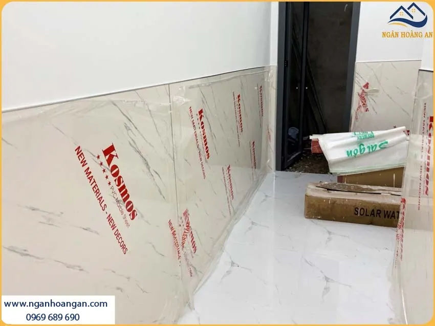 Thi Công Tấm PVC Giả Đá PVC3007 Kosmos Cho Phòng Khách