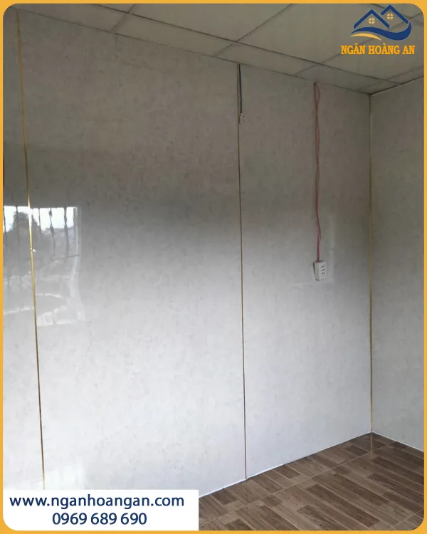 Ốp Tường Phòng Ngủ Bằng PVC Giả Đá Hiện Đại