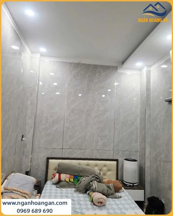 Ốp Phòng Ngủ PVC Kosmos Bề Mặt Bê Tông Sống Động