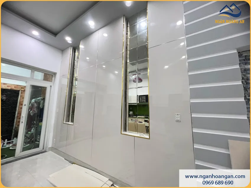 Ốp Tường PVC Giả Đá Cho Phòng Khách Dễ Lau Chùi