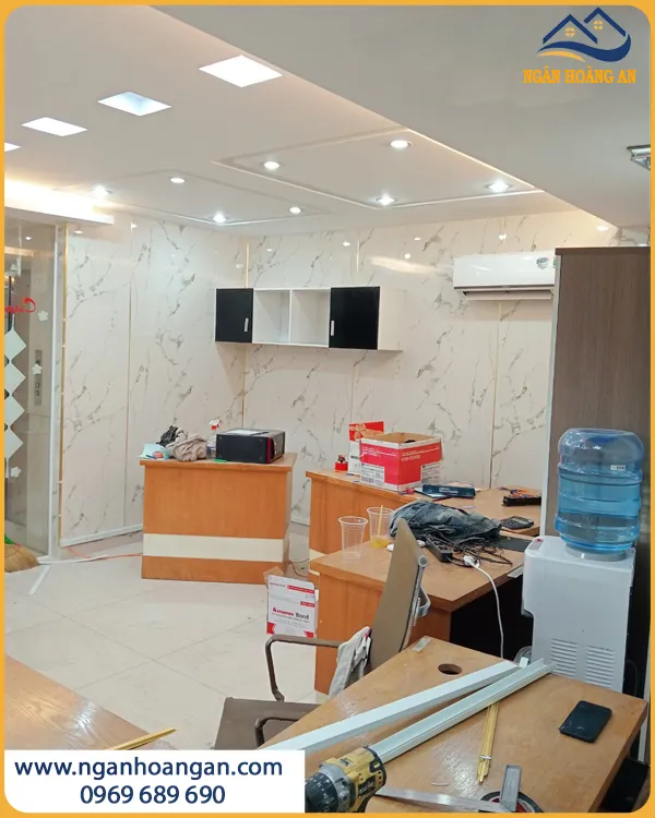 Ốp Tường PVC Giả Đá Cho Văn Phòng Sang Trọng Hiện Đại