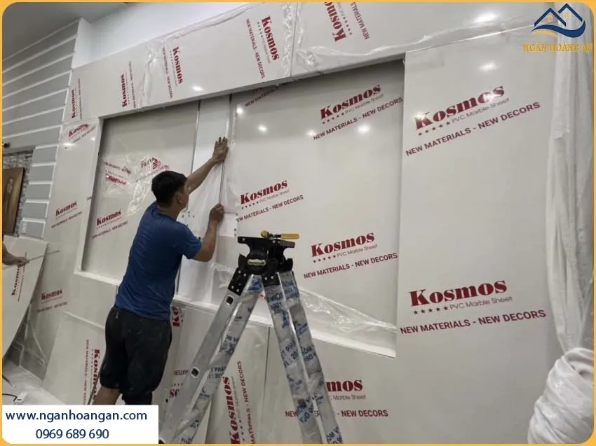 Ốp Tường Tấm PVC Trắng Trơn Kosmos Thi Công Nhanh, Có Độ Bền Cao