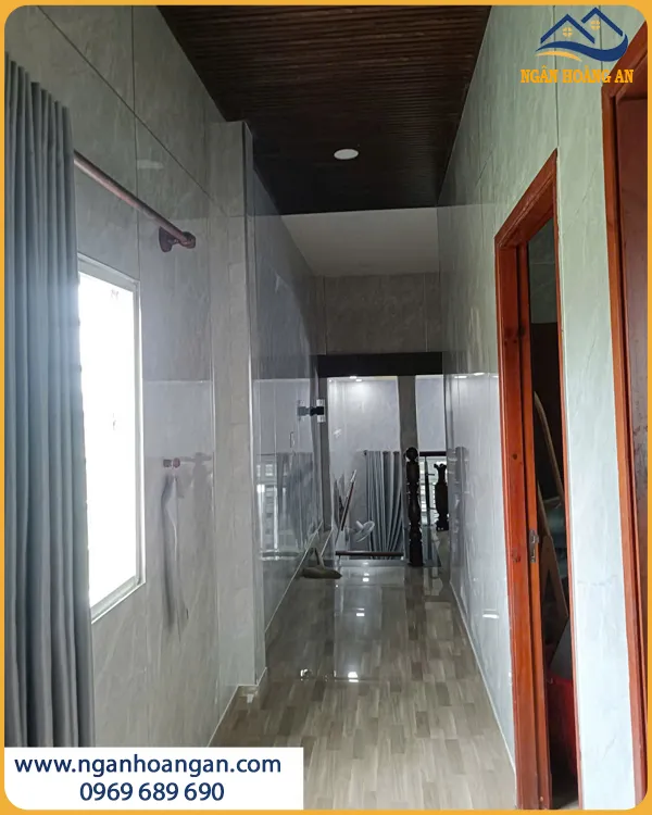 Ốp Tường PVC2025 Dễ Vệ Sinh Và Lau Chùi Ốp Tường PVC2025 Dễ Vệ Sinh Và Lau Chùi