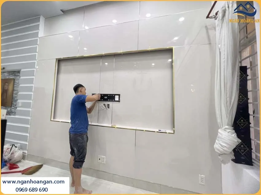 Khách Hàng Rất Tin Dùng Tấm Nhựa Ốp Tường PVC Trắng Trơn Kosmos