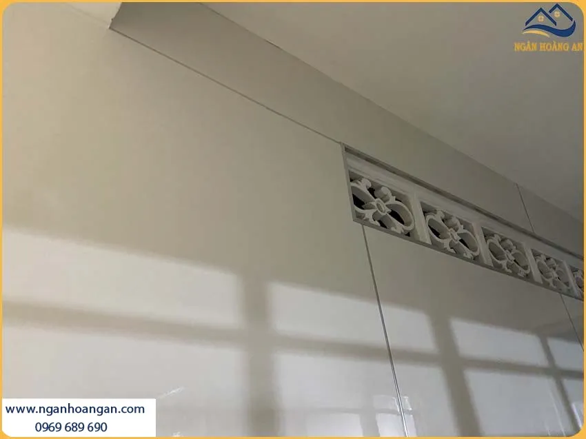 Khách Hàng Rất Tin Dùng Tấm Nhựa Ốp Tường PVC Trắng Trơn Kosmos