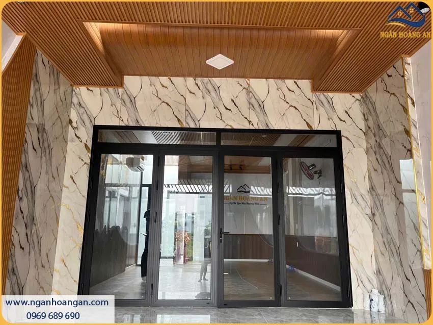 Tấm Nhựa Ốp Tường PVC Giả Đá Có Khả Năng Cách Âm, Cách Nhiệt Tốt