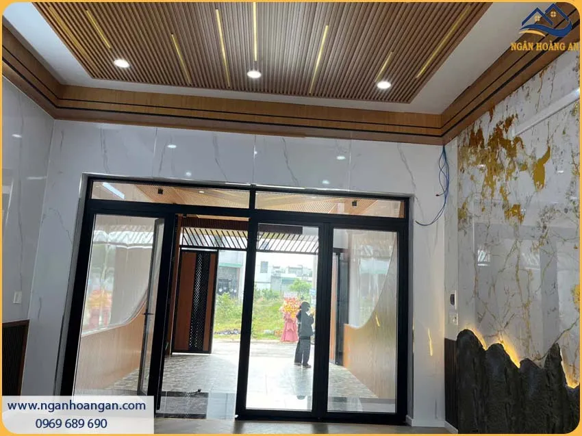 Thi Công Tấm Nhựa PVC Giả Đá Galawood PVC214 Họa Tiết Rõ Nét Bắt Mắt