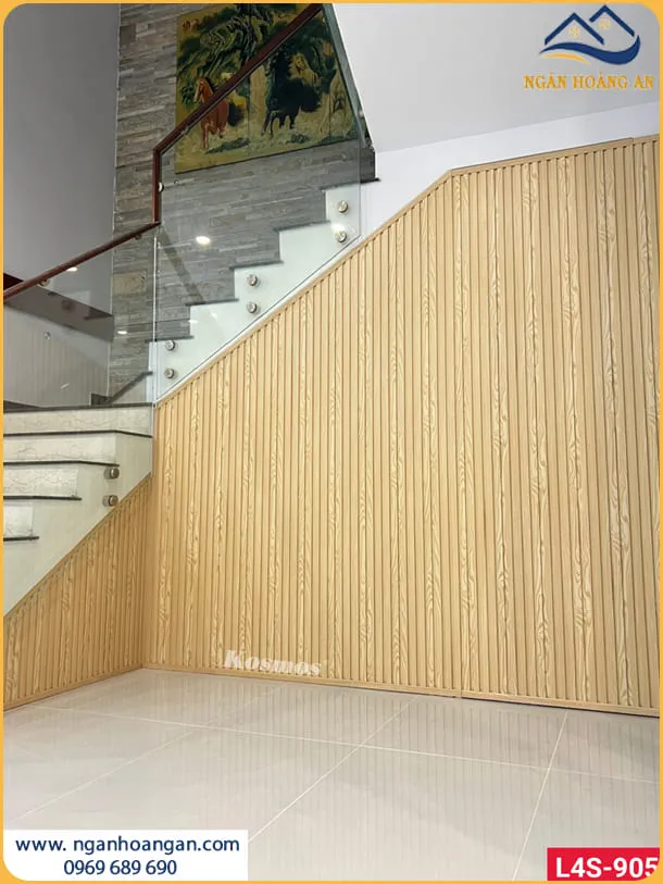 Ốp Vách Tường Cầu Thang Bằng Tấm Lam Sóng Nhựa Độc Đáo Ốp Vách Tường Cầu Thang Bằng Tấm Lam Sóng Nhựa Độc Đáo