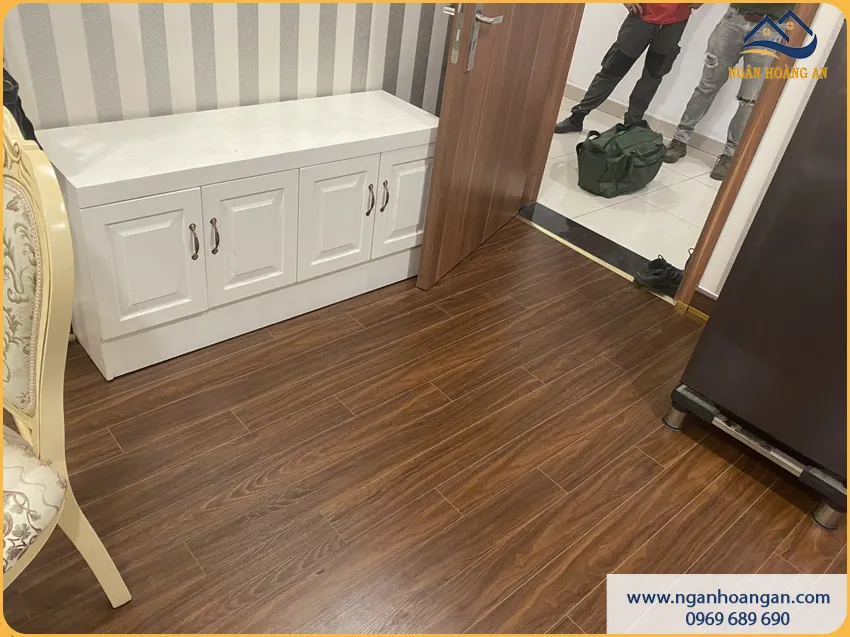 Phòng Ngủ Lát Sàn Gỗ Công Nghiệp Tăng Độ Bền Sử Dụng
