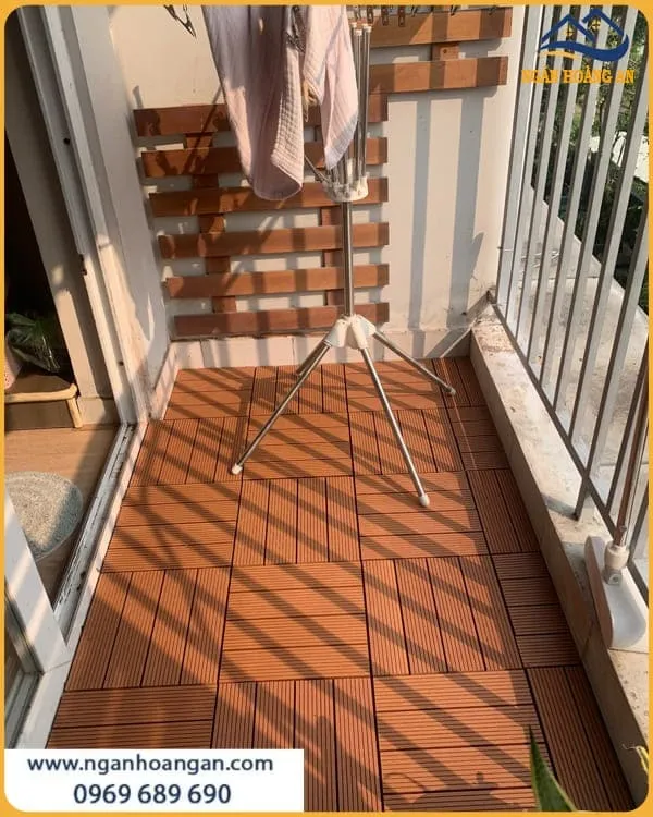 Sàn Ban Công Lát Vỉ Gỗ Nhựa Kosmos Light Wood