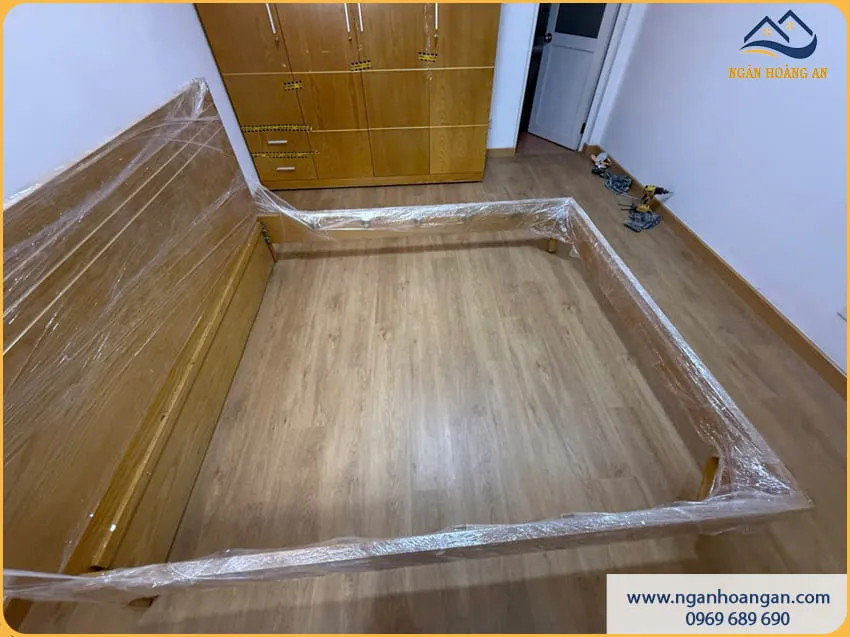 Sàn Gỗ Hèm Khoá Charm SPC03 Phù Hợp Phòng Ngủ Sàn Gỗ Hèm Khoá Charm SPC03 Phù Hợp Phòng Ngủ