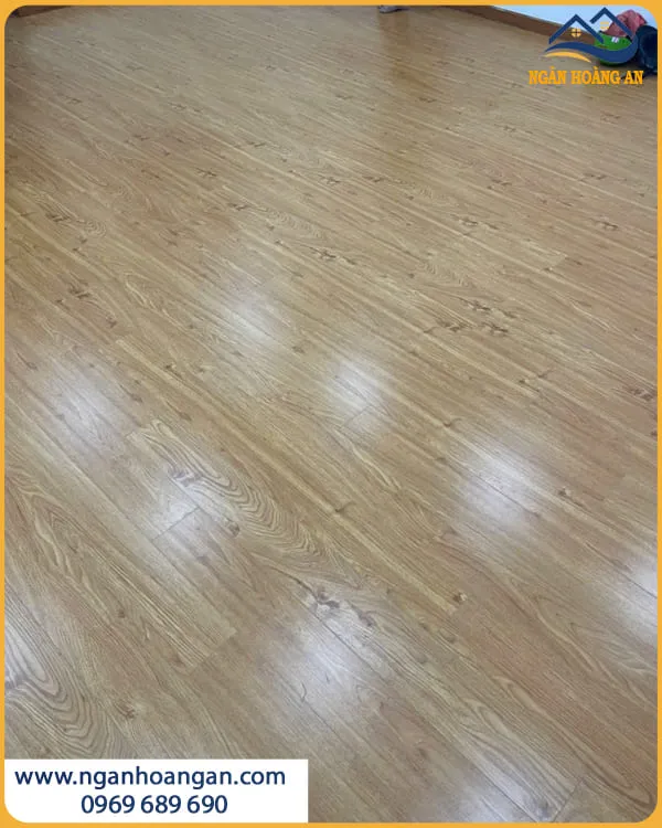 Sàn Gỗ Hèm Khoá Wilson 817 Hạn Chế Hở Khe Sau Thời Gian Dùng