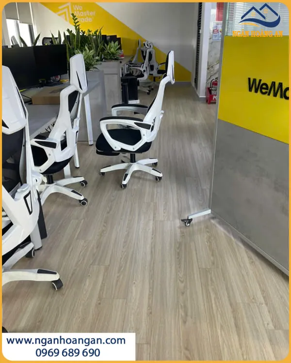 Sàn Gỗ Wilson W445 Giảm Ồn Khi Di Chuyển Trong Giờ Làm Việc