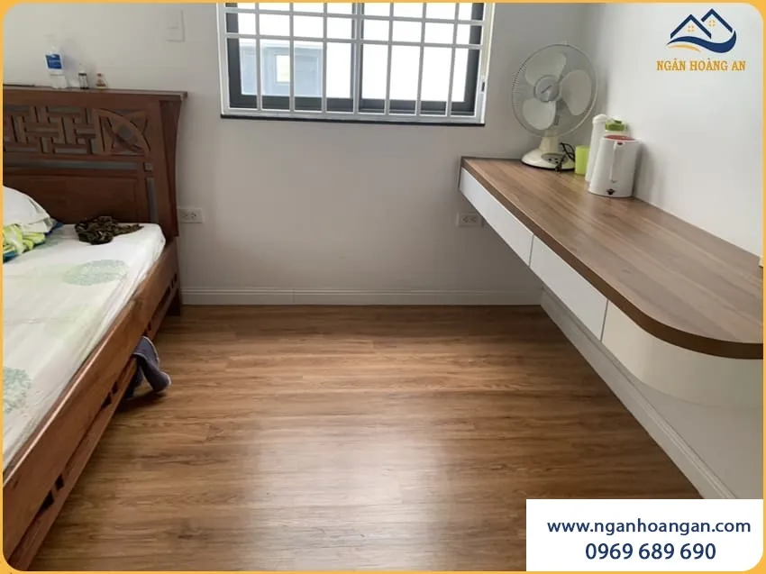 Sàn Nhựa Dán Keo Mang Lại Cảm Giác Ấm Cúng Cho Phòng Ngủ