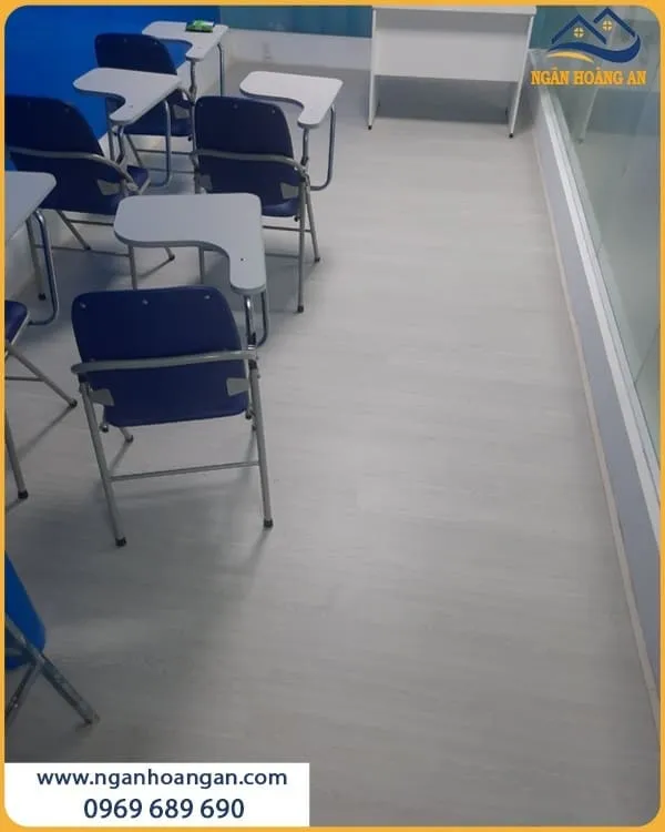 Sàn Nhựa Hèm Khoá – Lựa Chọn Phù Hợp Cho Trung Tâm Dạy Tiếng Anh