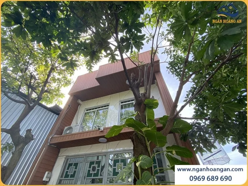 Tấm Gỗ Nhựa Ngoài Trời Kosmos Ốp Mặt Tiền Nhà Đẹp