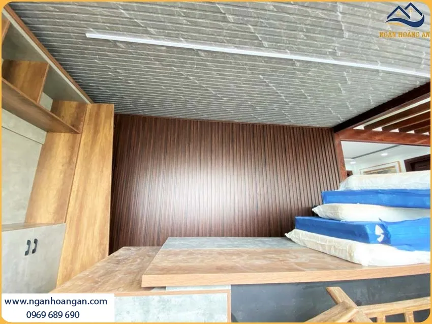 Không Gian Nội Thất Trở Nên Tinh Tế Khi Ốp Trần Và Tường Lam 3 Sóng Kosmos
