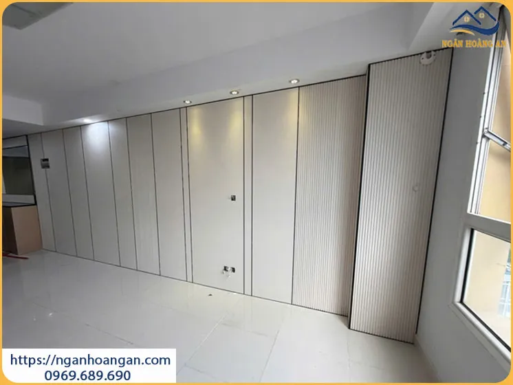 Tấm Ốp Lam Sóng Than Tre Cho Chung Cư Tại Phường Gia Định TPHCM
