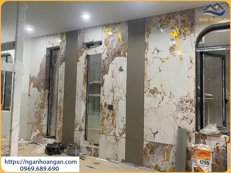 Tấm Ốp Tường Than Tre Kosmos Dát Vàng Tại Phường Chánh Hưng TPHCM