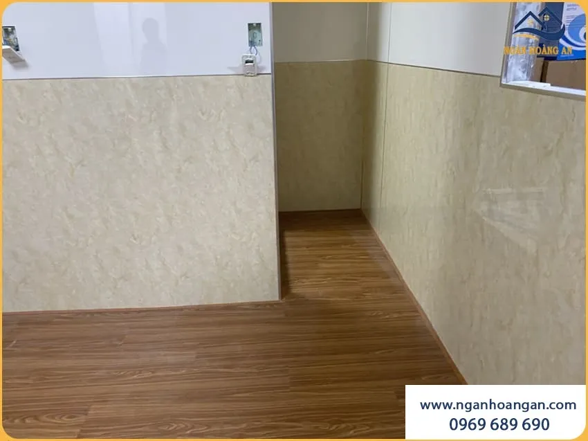 Tân Trang Phòng Trọ Với Sàn Nhựa Hèm Khoá Tân Trang Phòng Trọ Với Sàn Nhựa Hèm Khoá