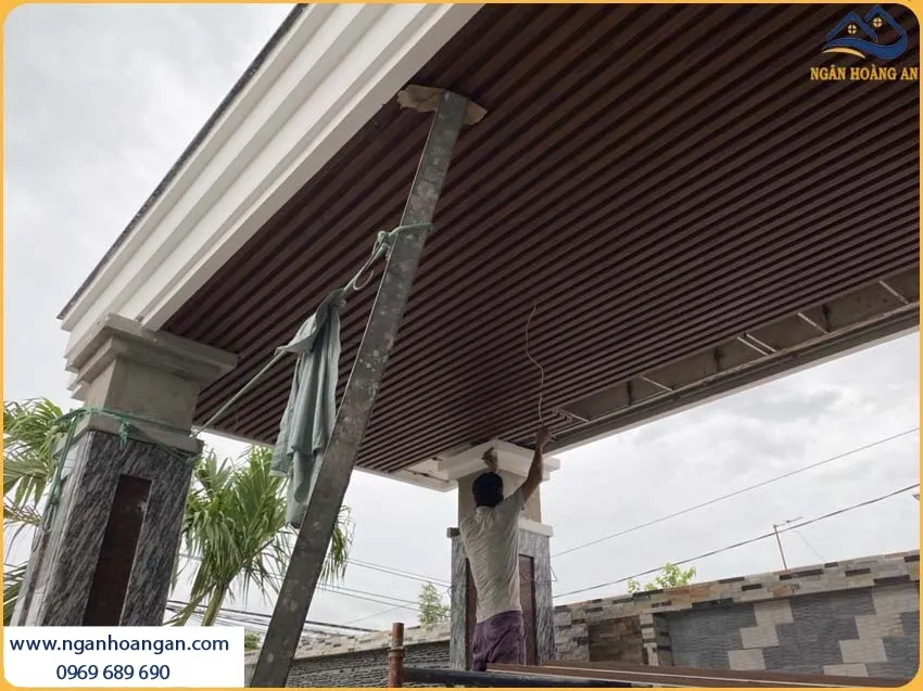 Khách Hàng Tại Phường Tam Bình Tin Dùng Lam Sóng Kosmos Nhựa Giả Gỗ