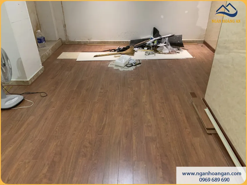 Lát Sàn Gỗ Công Nghiệp Cho Phòng Ngủ Dễ Vệ Sinh