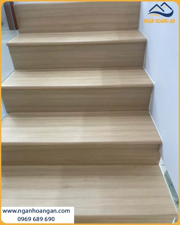 Mặt Bậc Cầu Thang Galawood MB-913 An Toàn Khi Sử Dụng