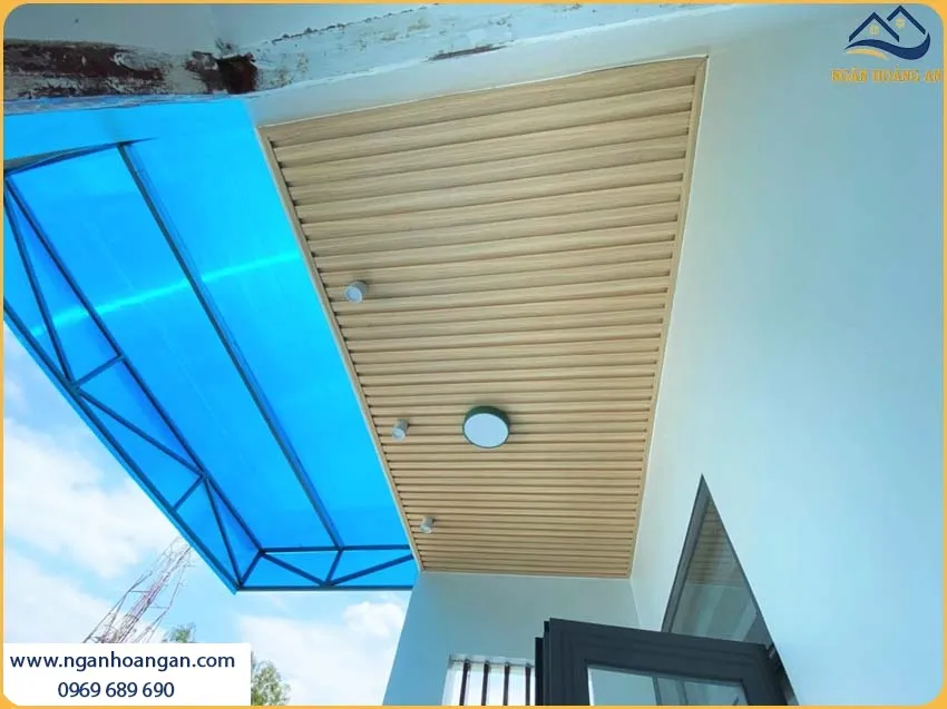 Thi Công Tấm Nhựa Lam Sóng Kosmos 3S200X15-001 Kháng Mối, Chống Ẩm Thi Công Tấm Nhựa Lam Sóng Kosmos 3S200X15-001 Kháng Mối, Chống Ẩm