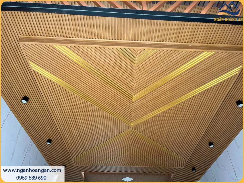 Ốp Trần Lam 3 Sóng IWood Tạo Điểm Nhấn Cho Không Gian 