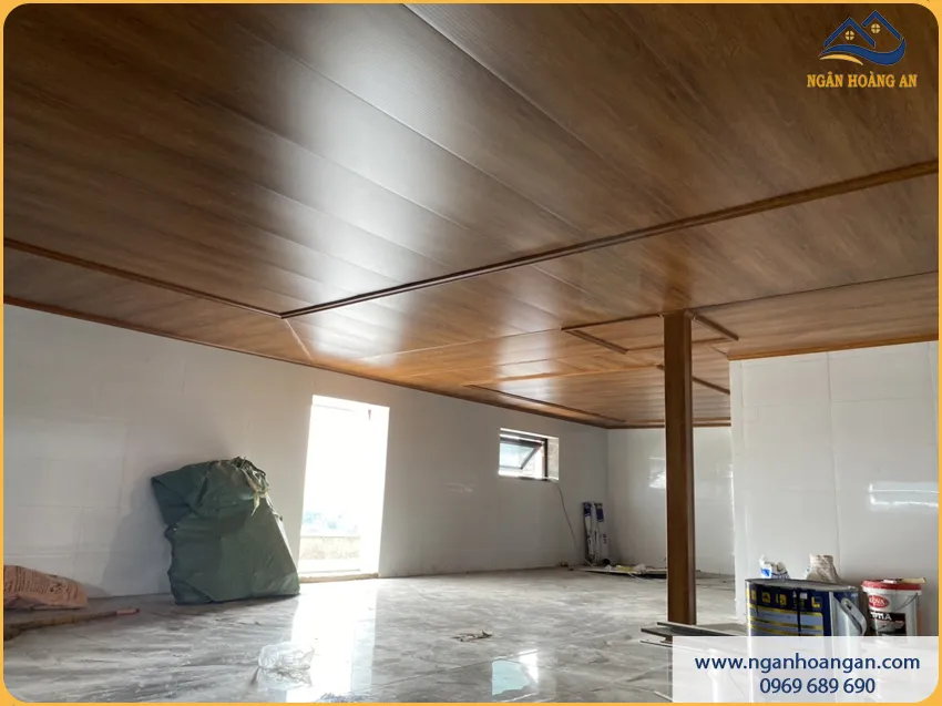 Thi Công Ốp Trần Nhà Ở Bằng Nano Sang Trọng