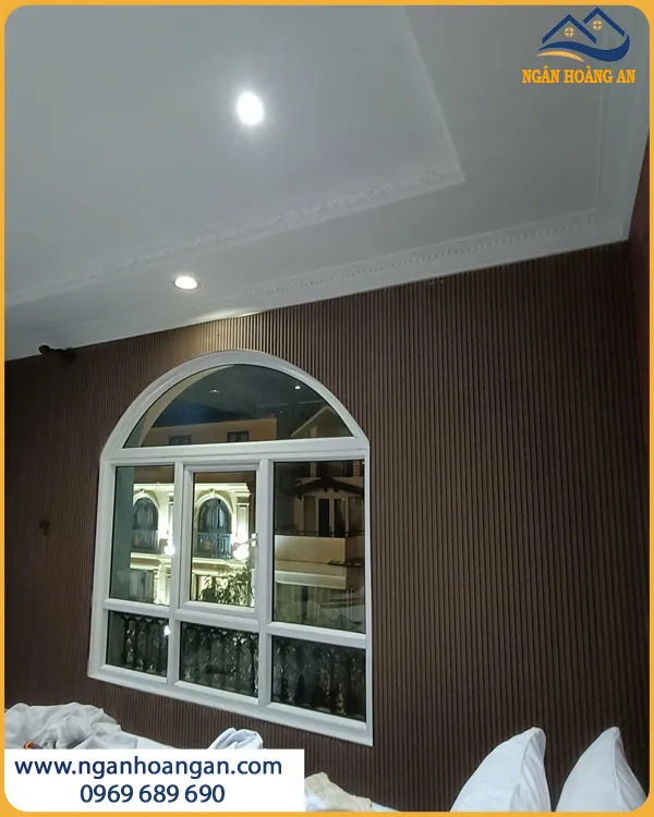 Thi Công Ốp Tường Lam Sóng Than Tre iWood Bền Chắc