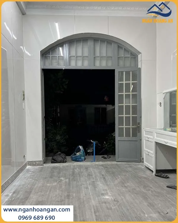 Ngân Hoàng An – Đơn Vị Lắp Đặt Tấm Nhựa PVC Trắng Trơn Kosmos TPHCM
