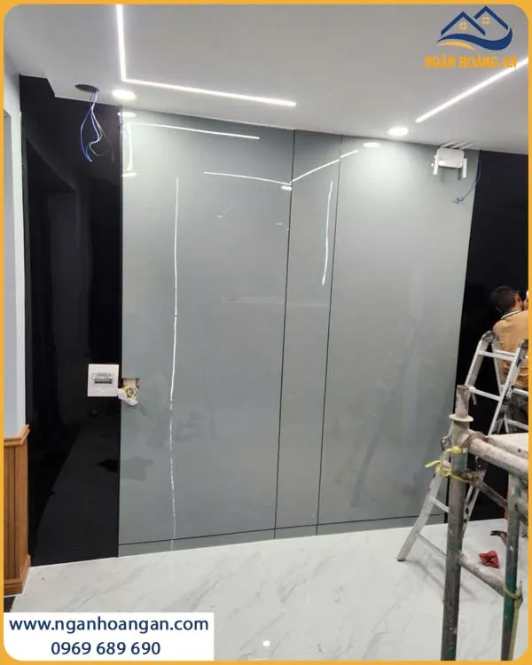 Ốp Tường Than Tre IWood Được Lắp Đặt Thời Thượng Cho Phòng Khách