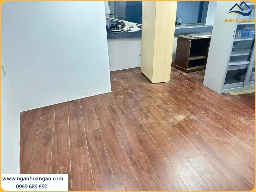 Công Trình Sàn Gỗ Camsan 4545 Không Gian Làm Việc Chuyên Nghiệp