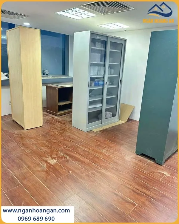 Thi Công Sàn Gỗ Camsan 4545 Vân Gỗ Đẹp Dễ Phối Nội Thất
