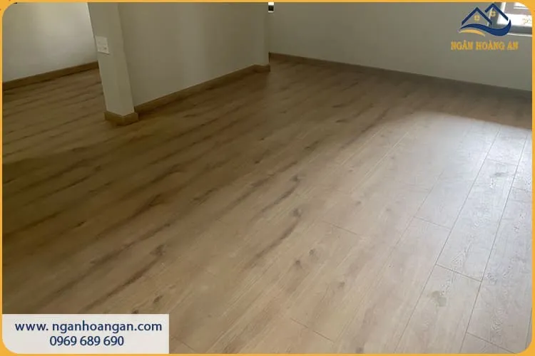 Thi Công Sàn Gỗ Công Nghiệp Trọn Gói Chất Lượng