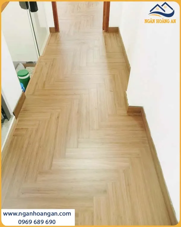 Sàn Gỗ Xương Cá Charmwood Có Khả Năng Chống Trơn Trượt, Chống Ẩm Mốc