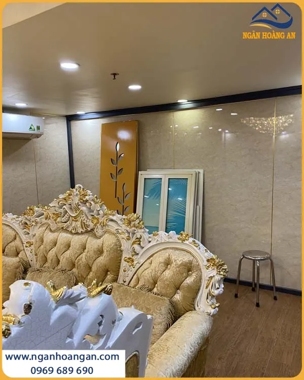 Thi Công Ốp Tường Tấm PVC Nhựa Giả Đá Chắc Chắn Cho Không Gian