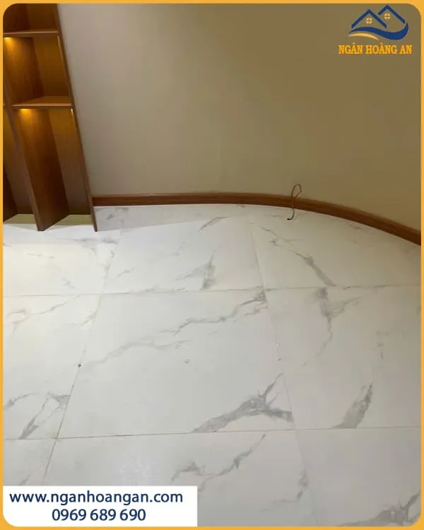 Thi Công Uốn Len Chân Tường Charm PVC 754 Hoàn Thiện Nhà Ở Thi Công Uốn Len Chân Tường Charm PVC 754 Hoàn Thiện Nhà Ở