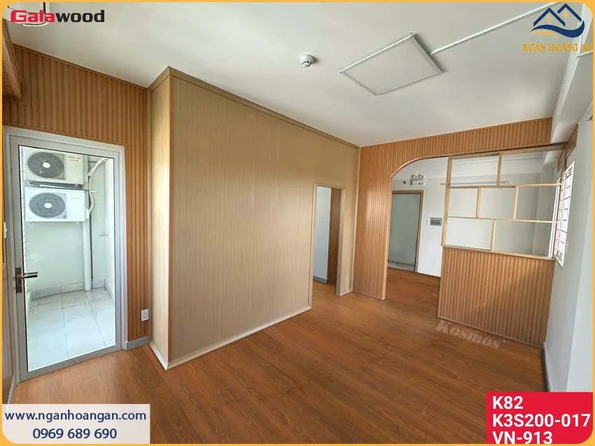 Vách Ngăn Hai Mặt Nhựa Giả Gỗ Dễ Lắp Đặt