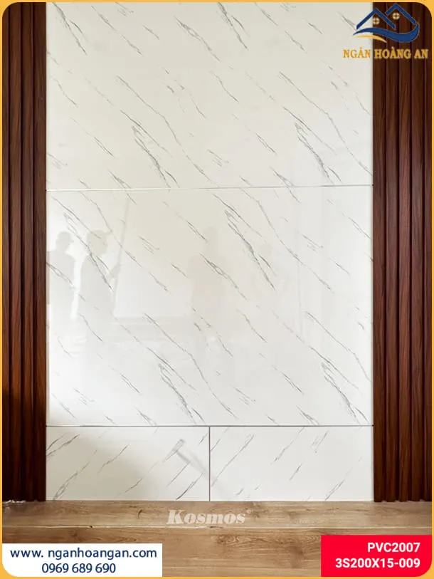 Vách Tường Nhà Được Ốp Bằng Lam Sóng Sang Trọng - Độc Đáo