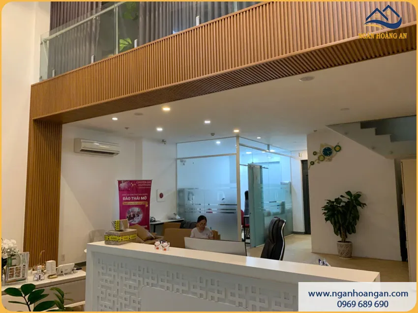 Văn Phòng Ốp Tường Lam Sóng Chống Mối Mọt